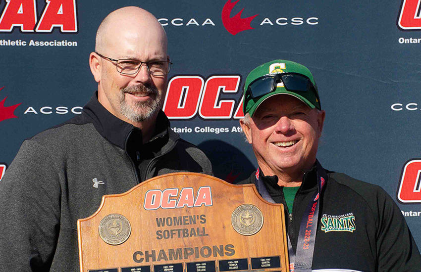 Doug Wiseman getting plaque