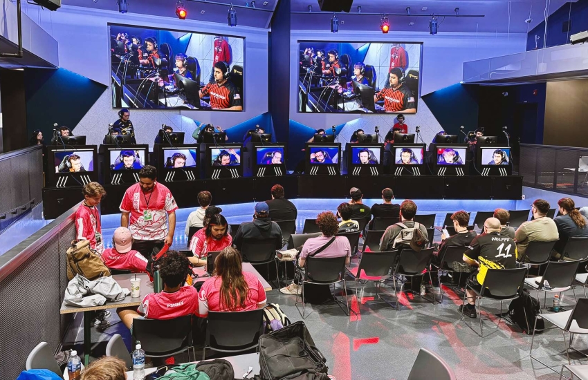 Gamers competing while onlookers watch during 'Fragadelphia-19'