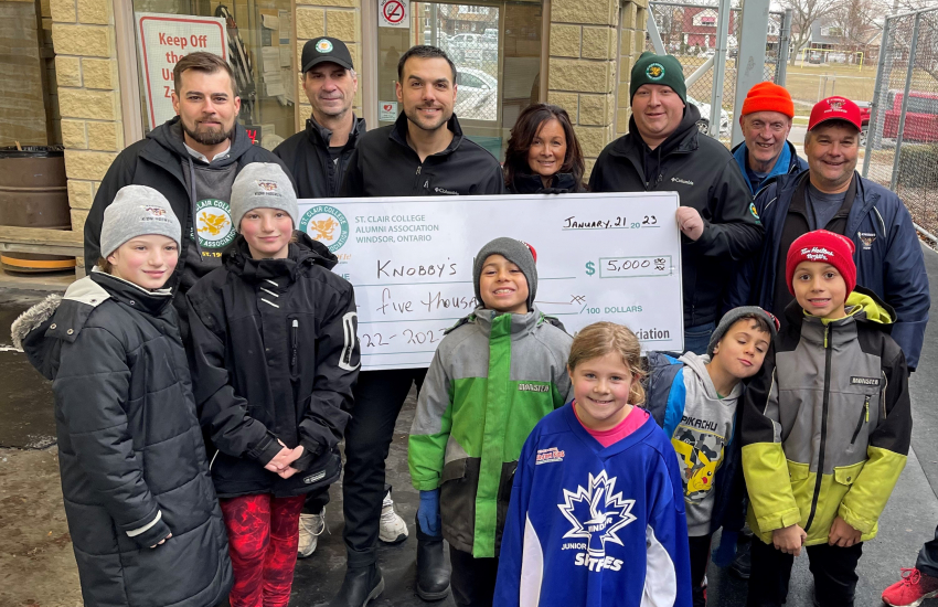 cheque presentation with kids