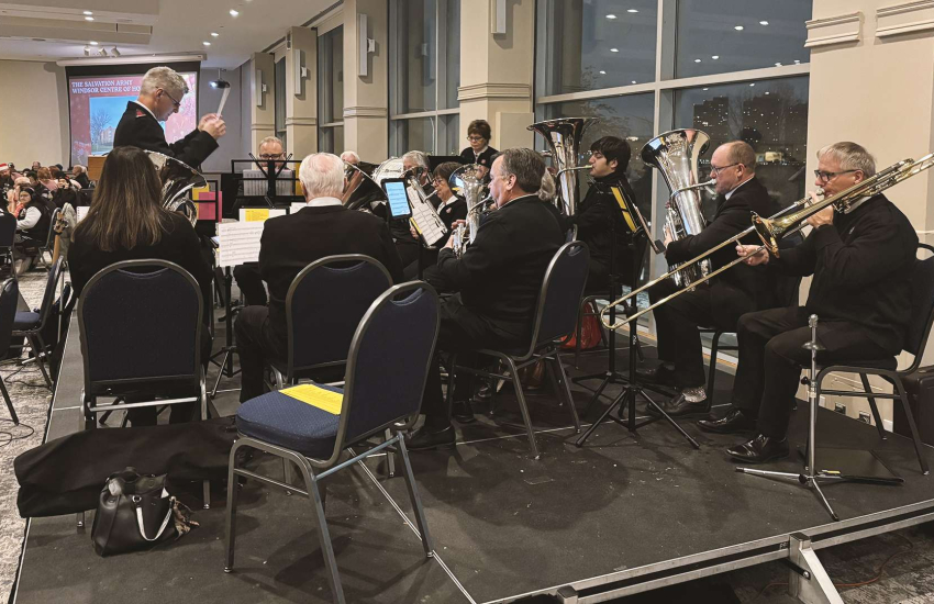 Musicians provide festive spirit at the Christmas Community Dinner