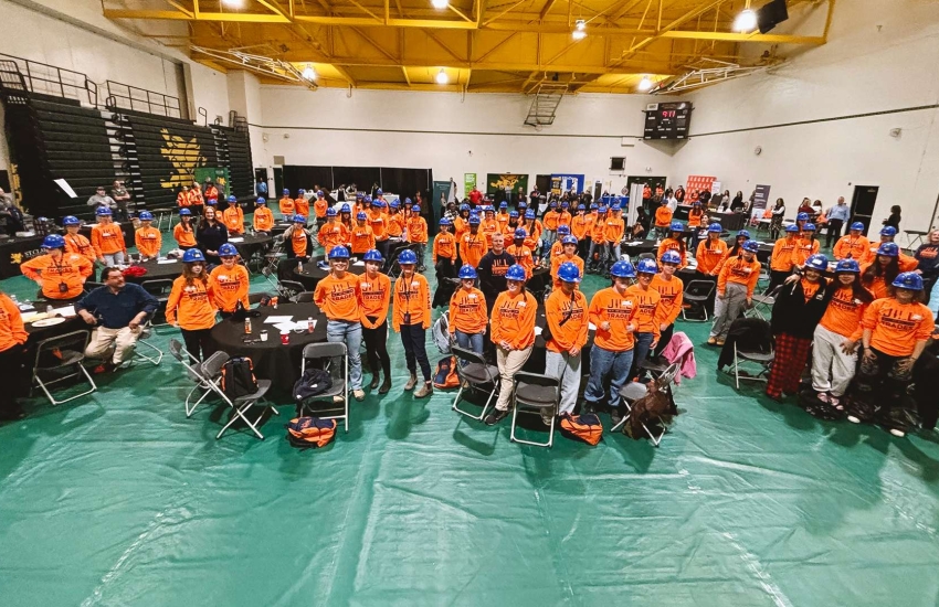 A group photo of the 100 Grade 9 to 12 students who attended Jill of All Trades