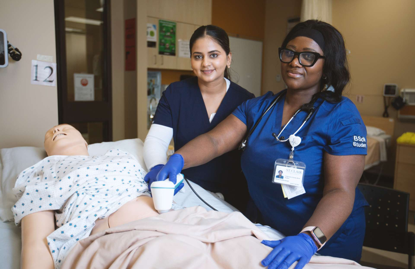 A student in the Collaborative Honours Bachelor of Science in Nursing (BScN) program